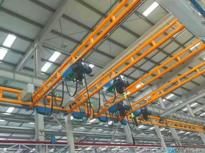 靈活應(yīng)對(duì)：KBK軌道吊機(jī)滿(mǎn)足多樣化起重需求